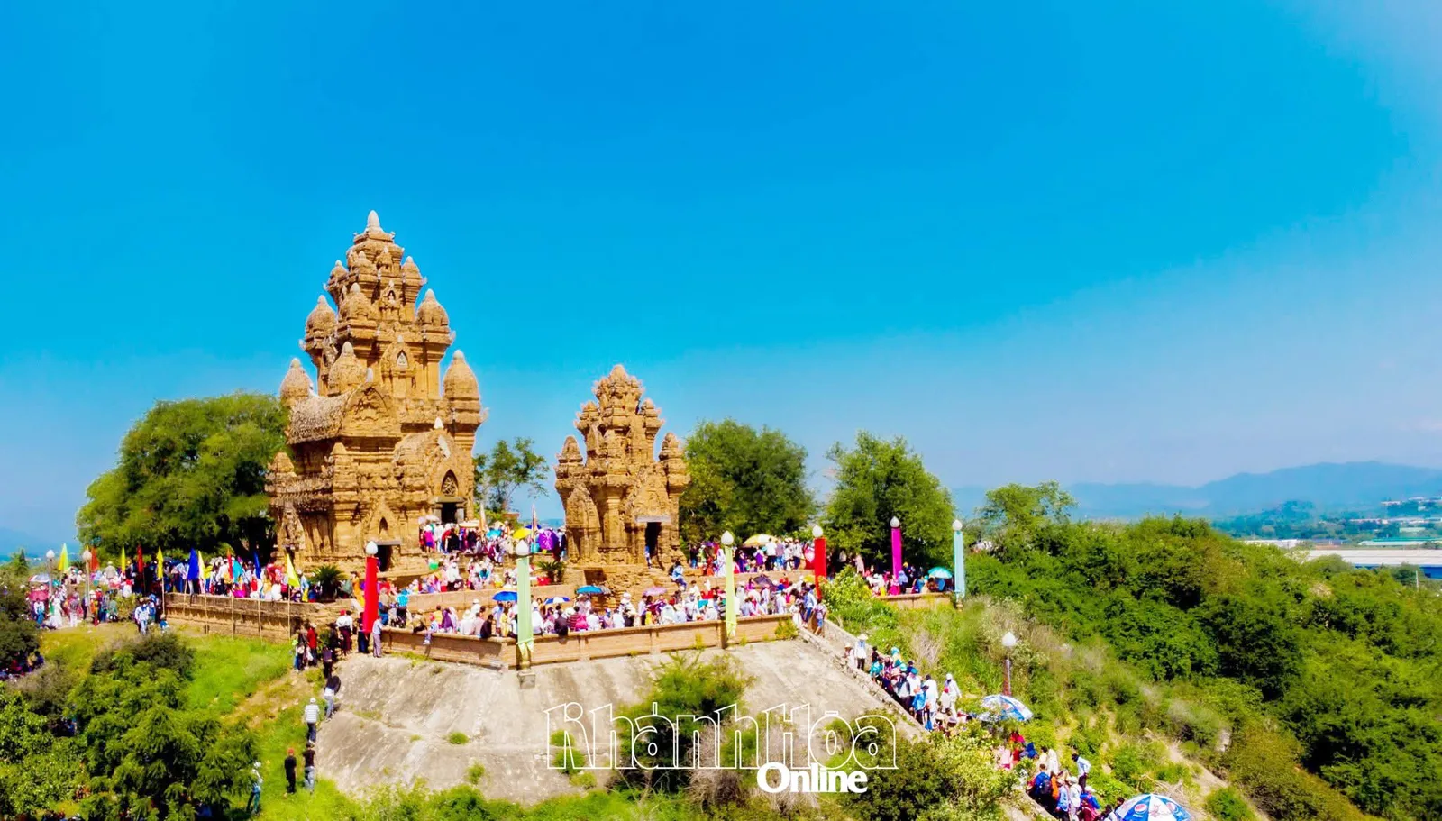 Tháp Pô Klong Garai, nơi đón người dân và du khách trong mùa Katê