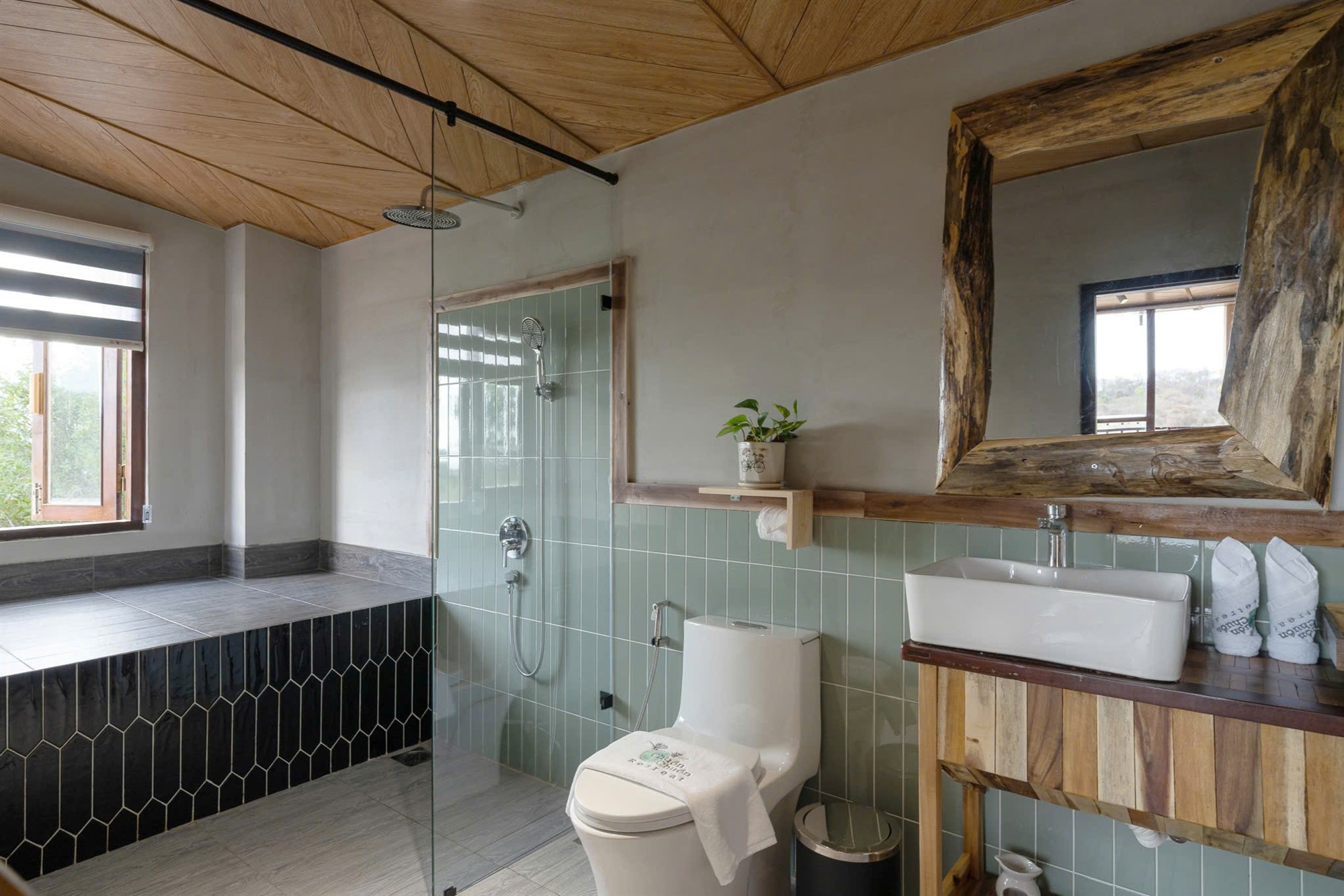 Chuồn Chuồn Retreat Kim 1 – Căn Hộ View Núi Biển Hồ Bơi, Gần KDL Hàm Tiến