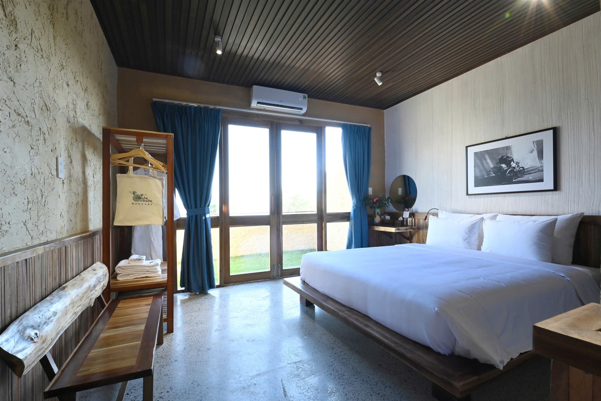 Chuồn Chuồn Retreat Ngô – Căn Hộ View Núi Và Biển Xa, Gần KDL Hàm Tiến
