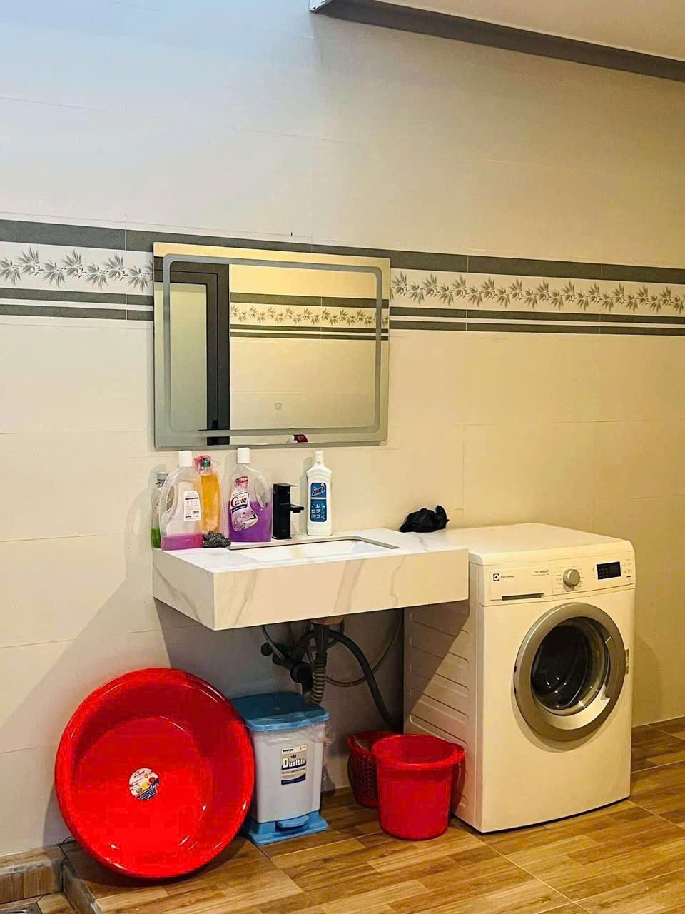 1-Bedroom Studio Apartment