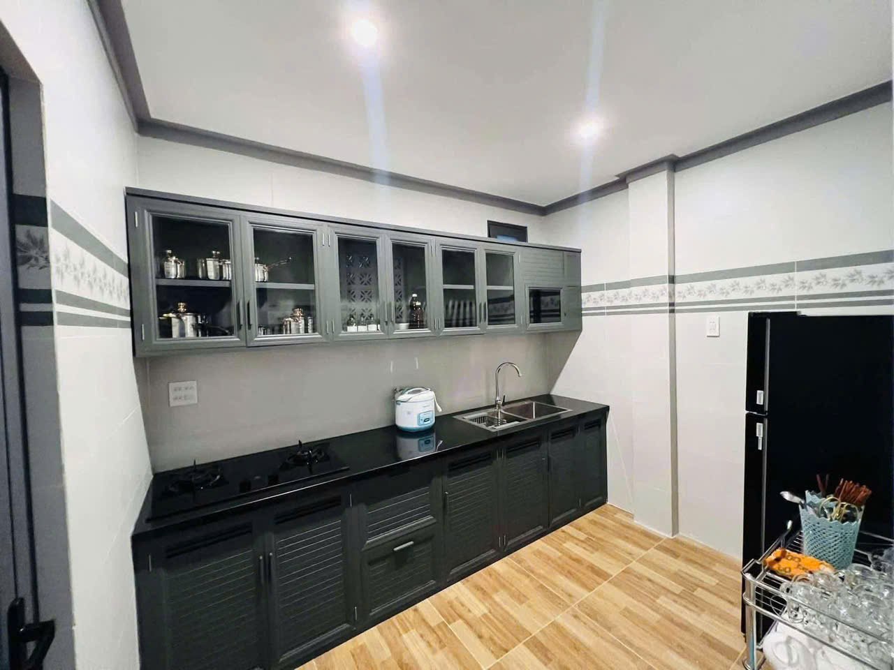 1-Bedroom Studio Apartment
