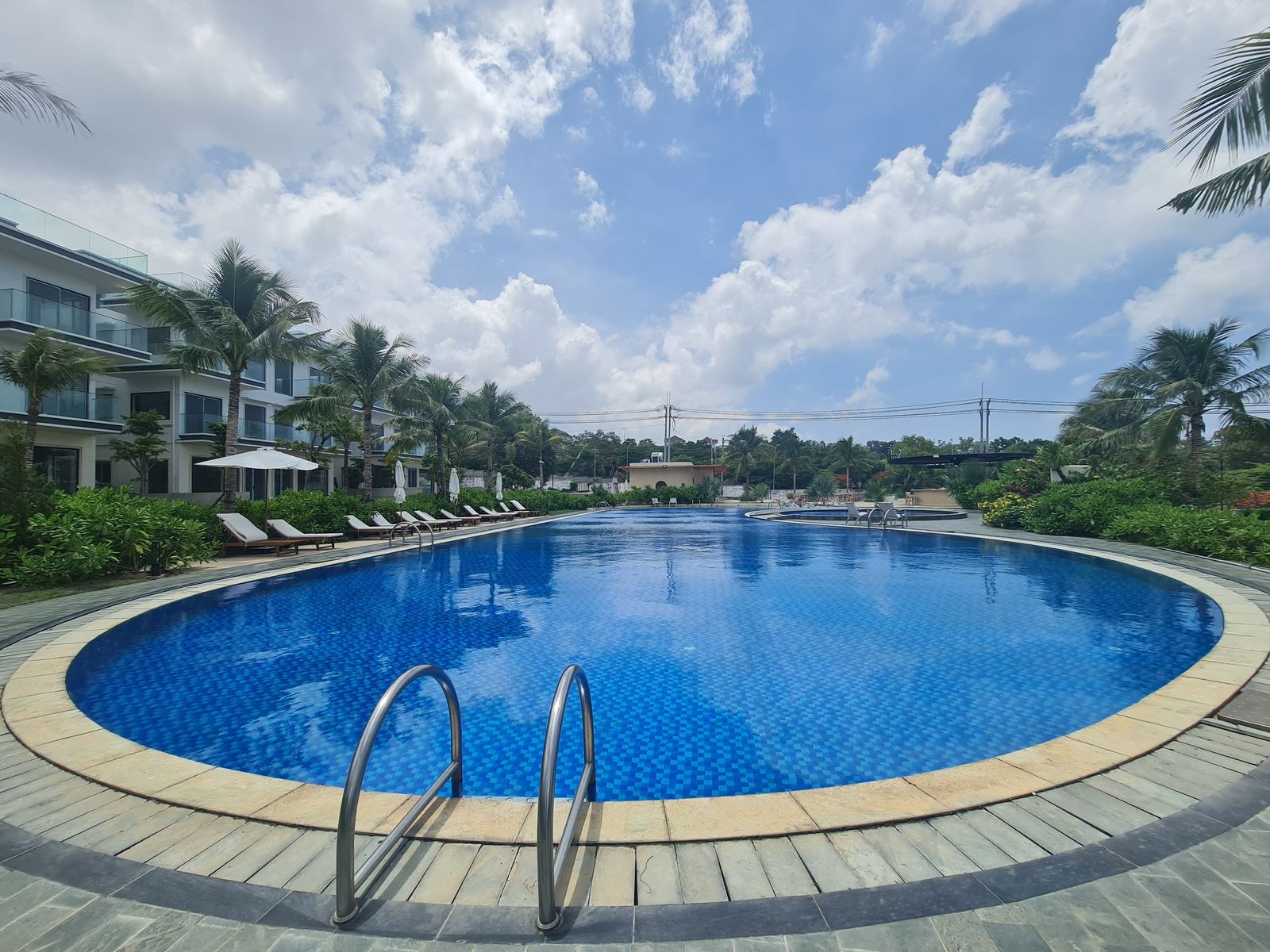 W5RG Villa Song Lập 10PN View Biển – Cho Thuê Theo Tháng Mũi Né