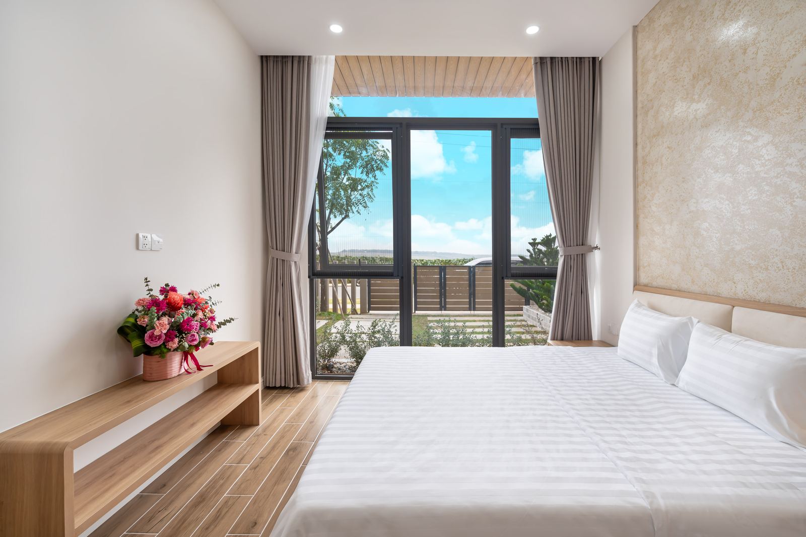 Golf Villa 3PN – Cho Thuê Theo Tháng NovaWorld Phan Thiết