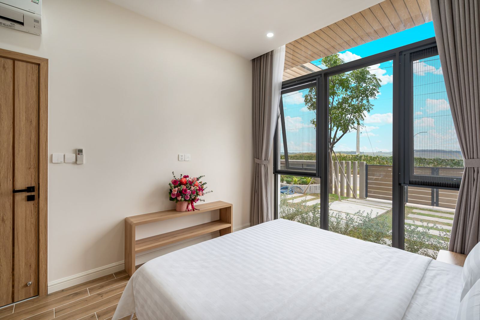 Golf Villa 3PN – Cho Thuê Theo Tháng NovaWorld Phan Thiết
