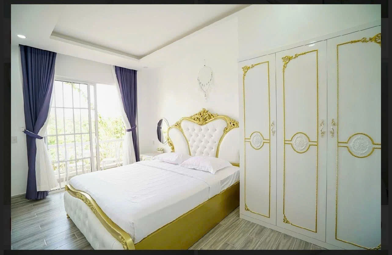 3-Bedroom Townhouse — 21