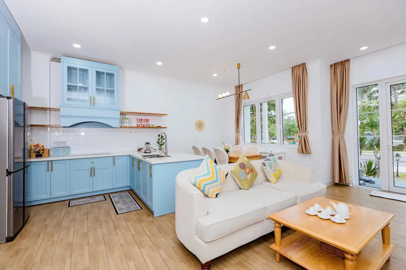 Nhà Phố 2PN Gần Hồ Bơi Nội Khu – Cho Thuê Theo Tháng NovaWorld Phan Thiết