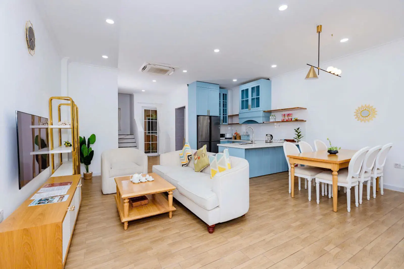 Nhà Phố 2PN Gần Hồ Bơi Nội Khu – Cho Thuê Theo Tháng NovaWorld Phan Thiết