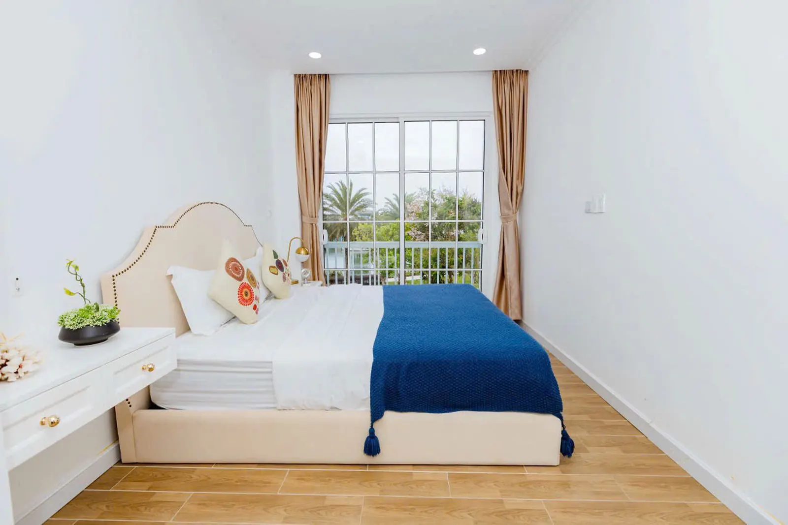Nhà Phố 2PN Gần Hồ Bơi Nội Khu – Cho Thuê Theo Tháng NovaWorld Phan Thiết